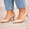 Scarpin Tamanho Especial Salto 5cm Nude Verniz
