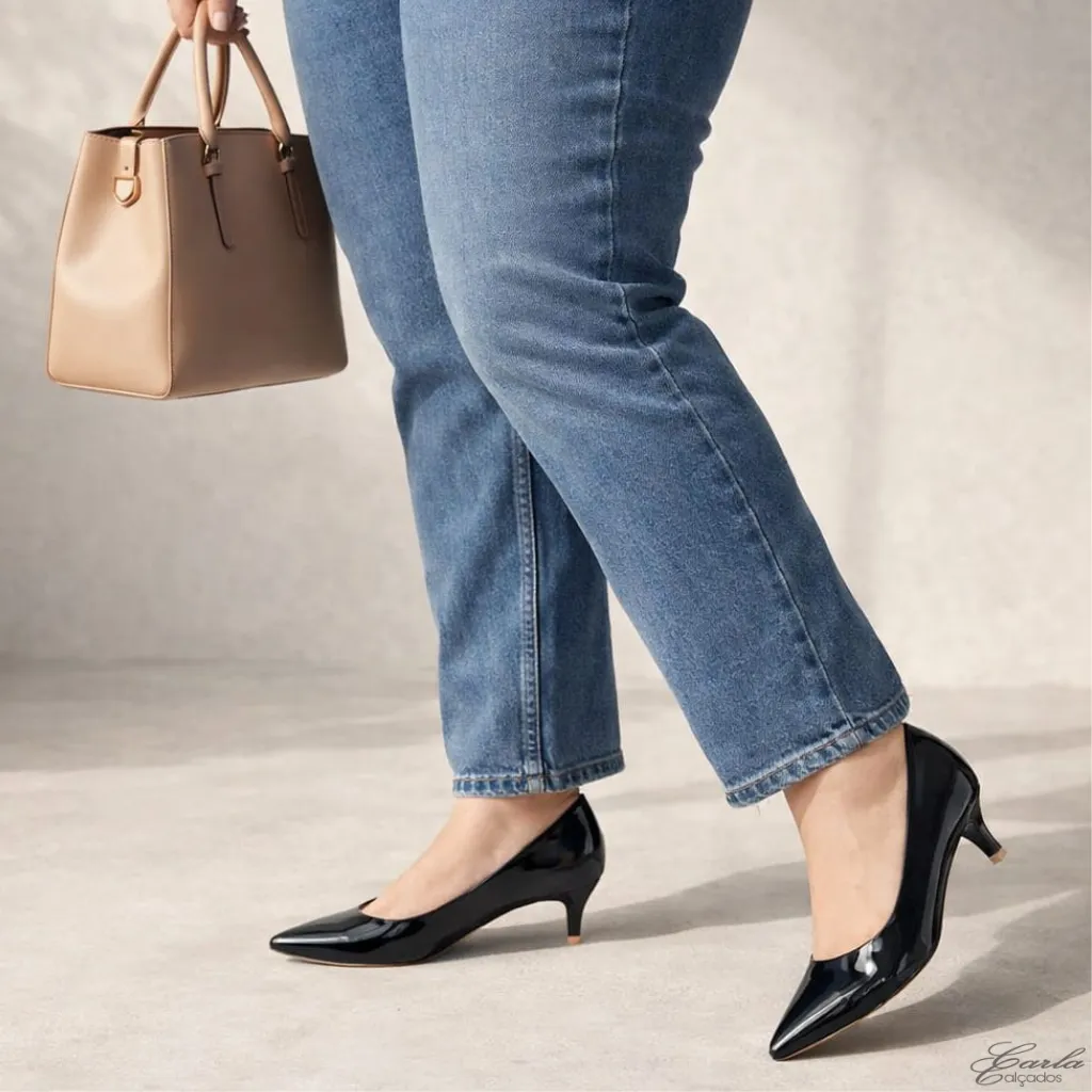 Scarpin Tamanho Especial Salto 5cm Nude Verniz