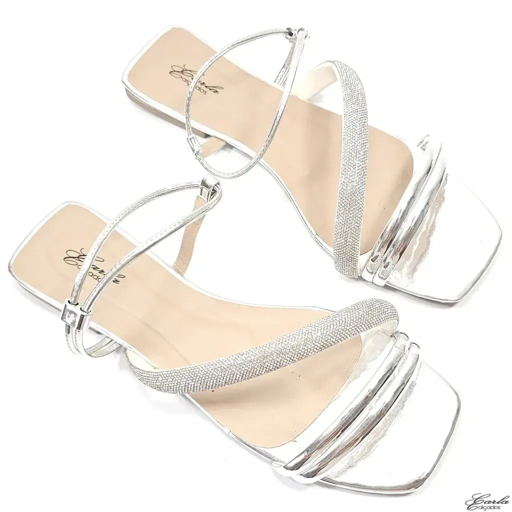 Rasteirinha Prata Strass Calce Fácil Tamanho Especial Rasteirinha Prata Strass Calce Fácil Tamanho Especial