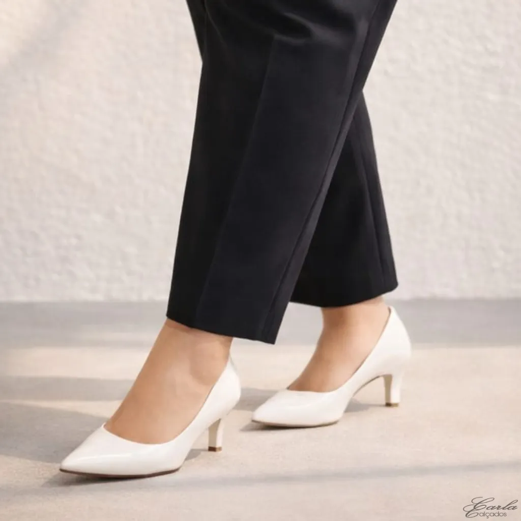Scarpin Tamanho Especial Salto 5cm Branco Verniz