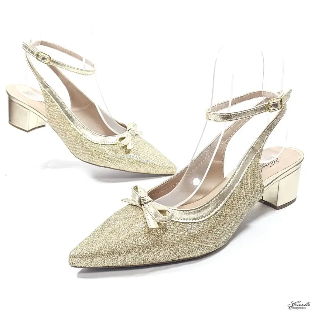 Scarpin Slingback 5cm Brilho Dourado Tamanho Especial Scarpin Slingback 5cm Brilho Dourado Tamanho Especial