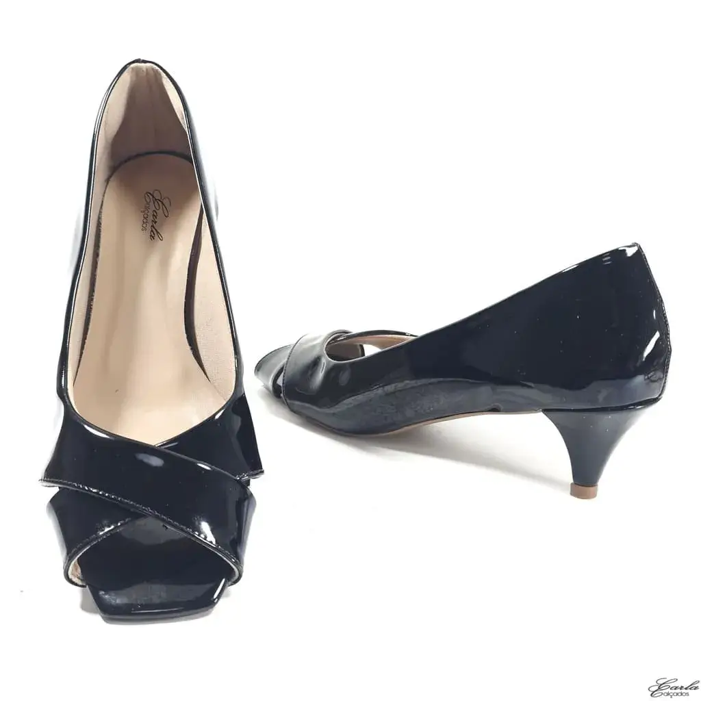 Peep Toe Salto Fino 5cm Verniz Preto Tamanho Especial Peep Toe Salto Fino 5cm Verniz Preto Tamanho Especial