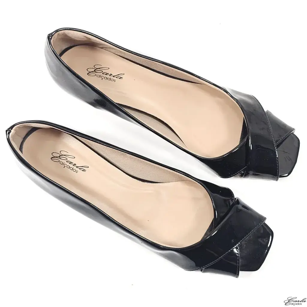 Peep Toe Salto Fino 5cm Verniz Preto Tamanho Especial Peep Toe Salto Fino 5cm Verniz Preto Tamanho Especial