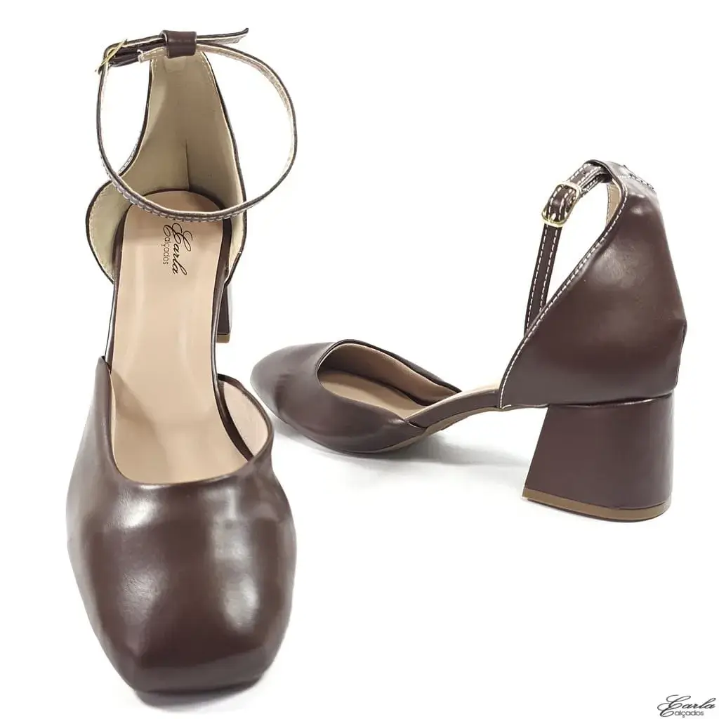 Scarpin 5cm Slingback Salomé Mocha Mousse Tamanho Especial Scarpin 5cm Slingback Salomé Mocha Mousse Tamanho Especial