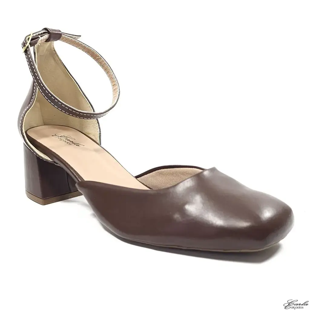 Scarpin 5cm Slingback Salomé Mocha Mousse Tamanho Especial Scarpin 5cm Slingback Salomé Mocha Mousse Tamanho Especial