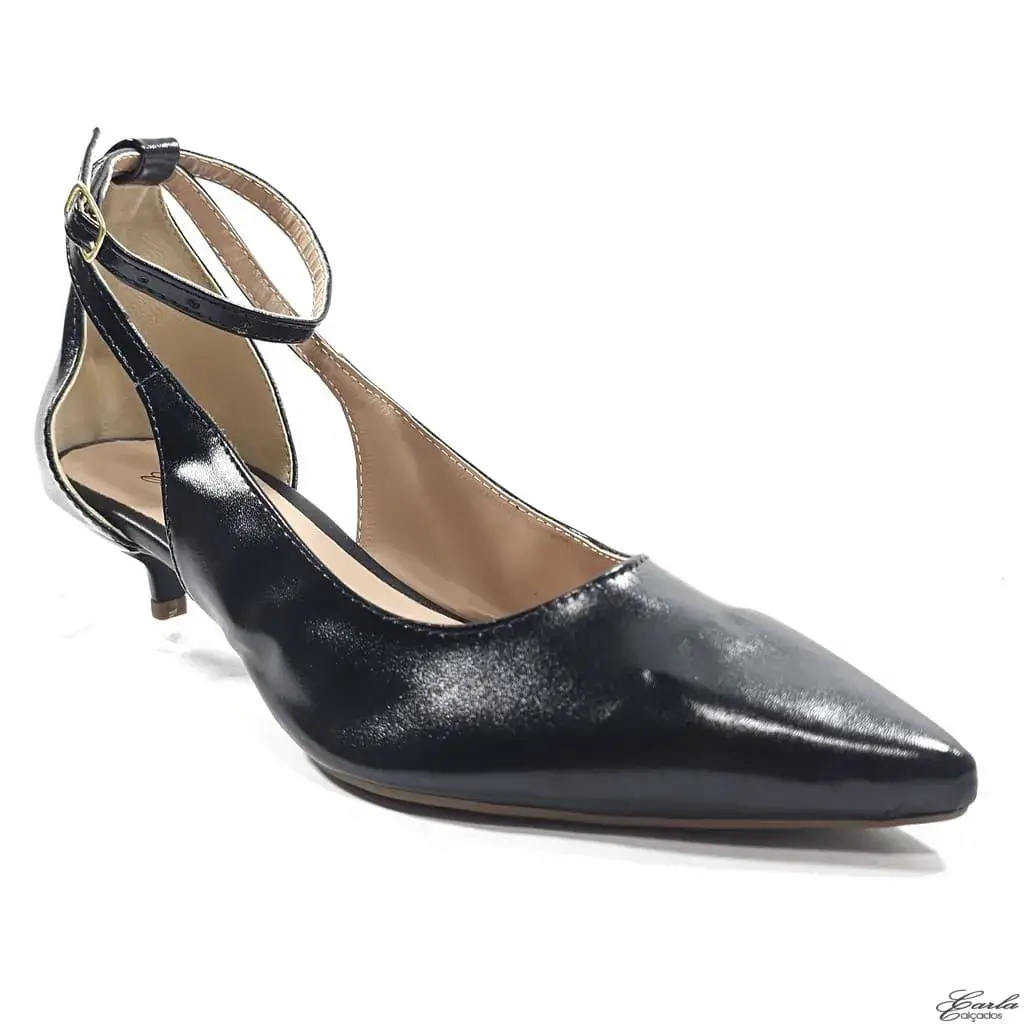 Scarpin Preto Salto 3cm Recorte Lateral Tamanho Especial Scarpin Preto Salto 3cm Recorte Lateral Tamanho Especial
