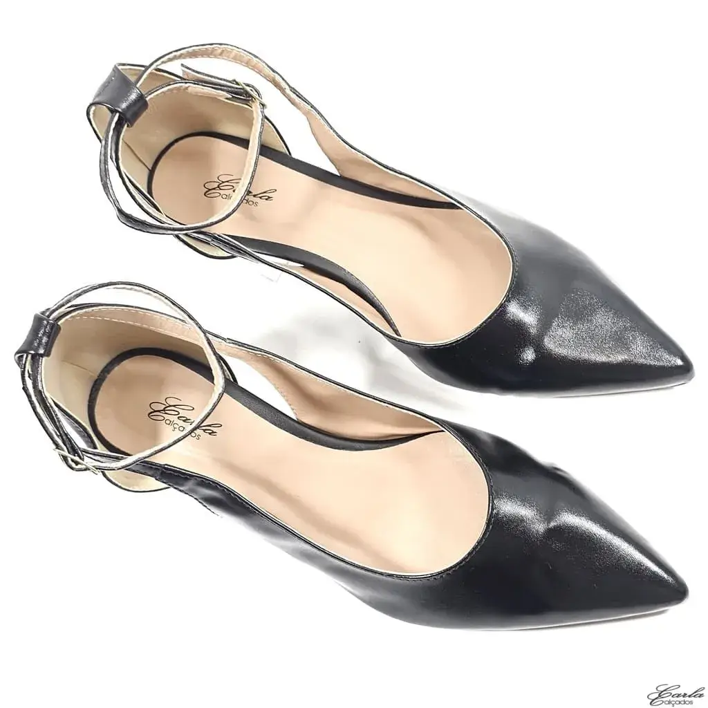Scarpin Preto Salto 3cm Recorte Lateral Tamanho Especial Scarpin Preto Salto 3cm Recorte Lateral Tamanho Especial
