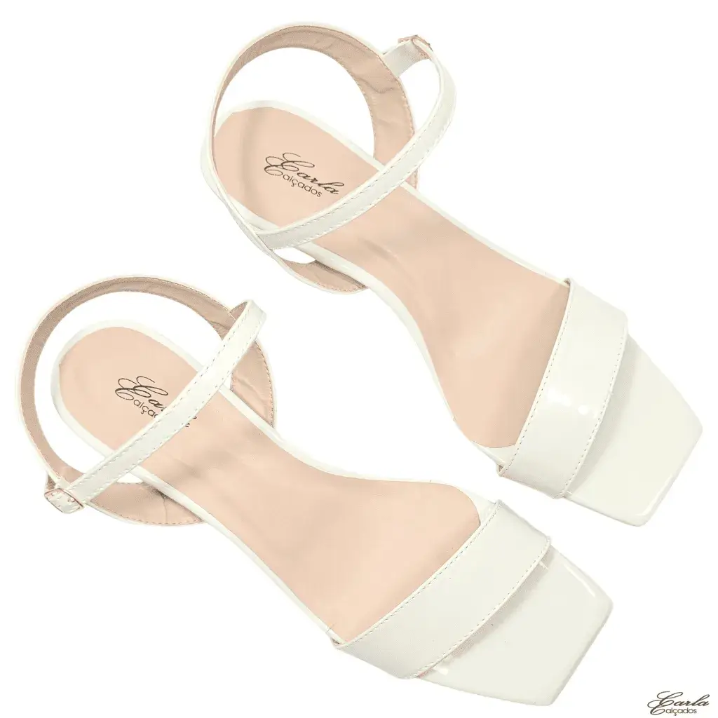 Sandália Tamanho Especial (26)