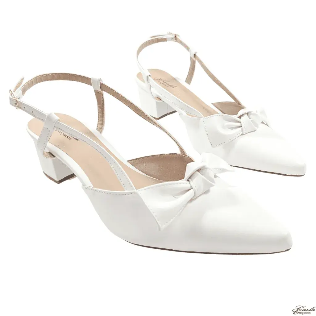 Scarpin Branco Tamanho Especial (4) Scarpin Slingback Salto Bloco 5cm Branco Laço Tamanho Especial