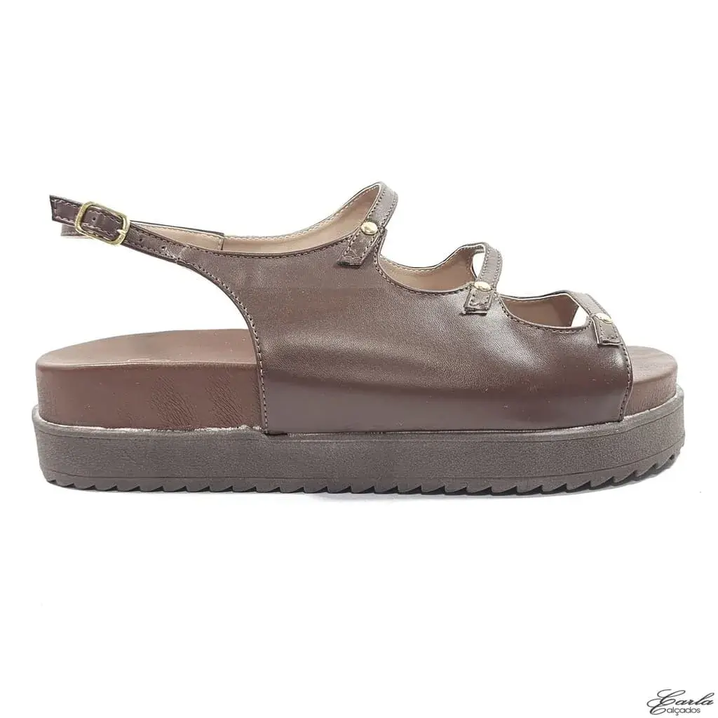 Papete Plataforma Mocha Mousse Tachas Tamanho Especial