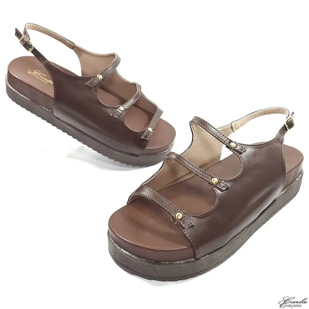 Papete Plataforma Mocha Mousse Tachas Tamanho Especial Papete Plataforma Mocha Mousse Tachas Tamanho Especial