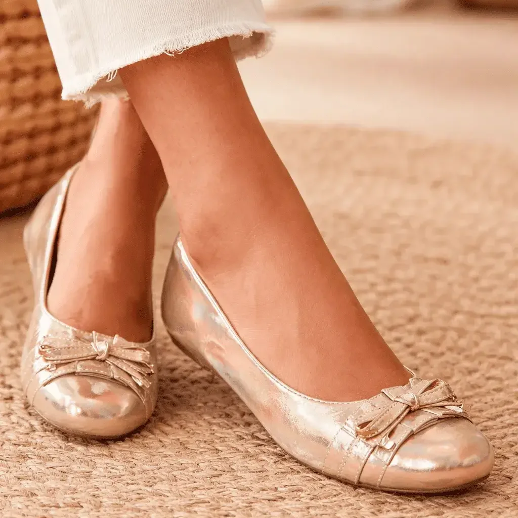 Sapatilha Feminina Numeração Especial 41 42 43 44 Holográfica Tamanho Grande Bico Redondo