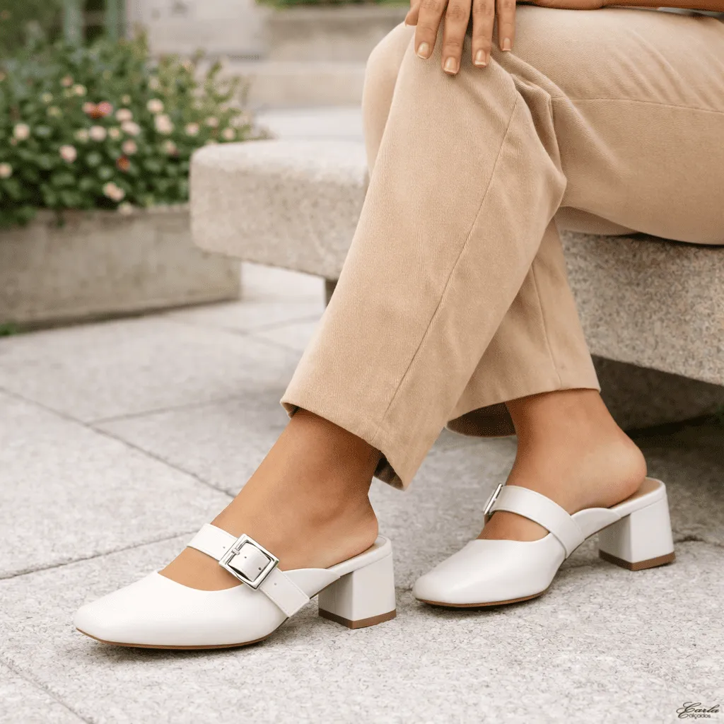 Scarpin Mule Tamanho Especial Salto Bloco 5cm Off White