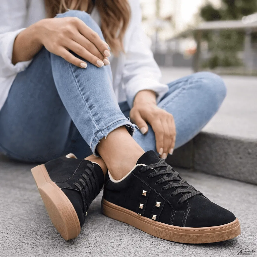 Tênis Feminino Preto Tamanho Especial Sola Bege