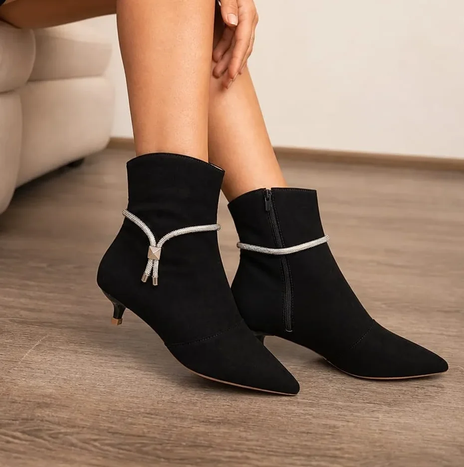 Bota Feminina Tamanho Especial 2 em 1 Preta Nobuck Salto 3cm